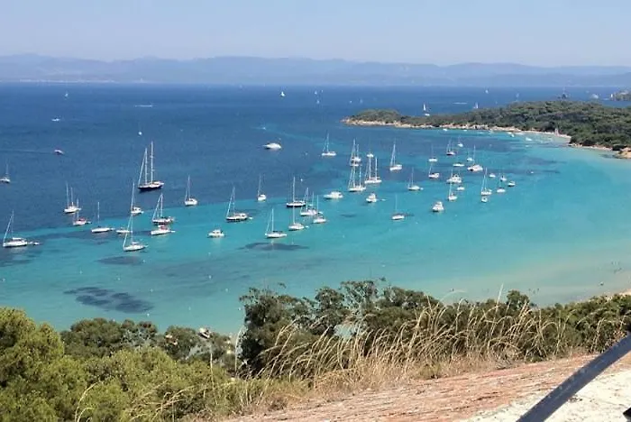 Port Duplex Plein Sud 200 M2 Et 100 M2 De Terrasse * 耶尔